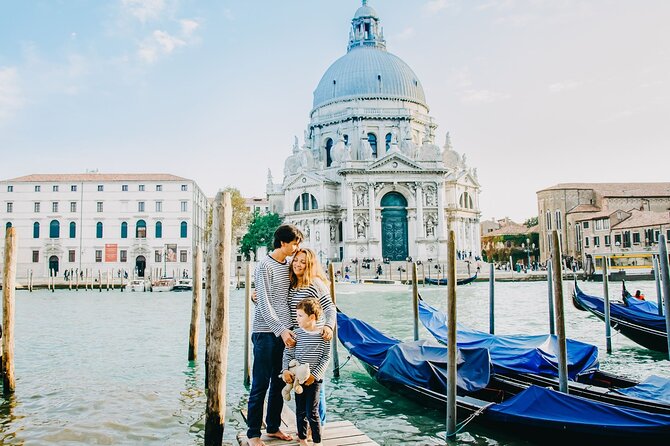Photo shoot in Venice - Meeting point at Calle della Carità and how the timing works