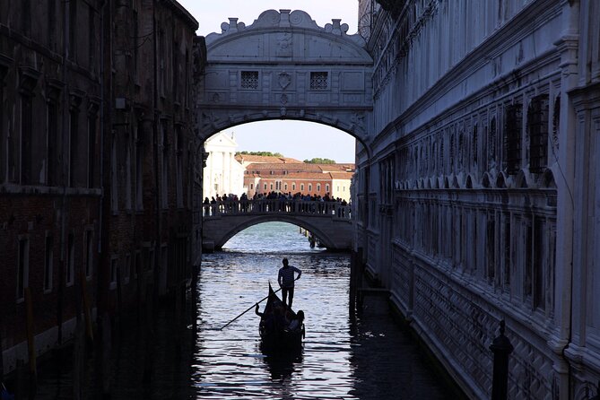 Photography workshop in the magical Venice (3h) - What to Bring (So You Do Not Spend the Tour Troubleshooting)