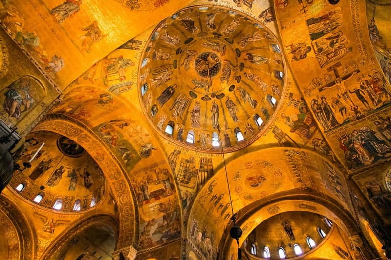 Priority Access St. Mark's Basilica Tour with Terrace Option - Loggia dei Cavalli Terrace: the view is the point