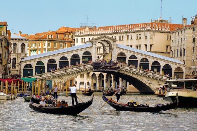 Private 2-hour Walking Tour of Accademia Gallery in Venice with private guide - Price and value: when $240.49 per person makes sense