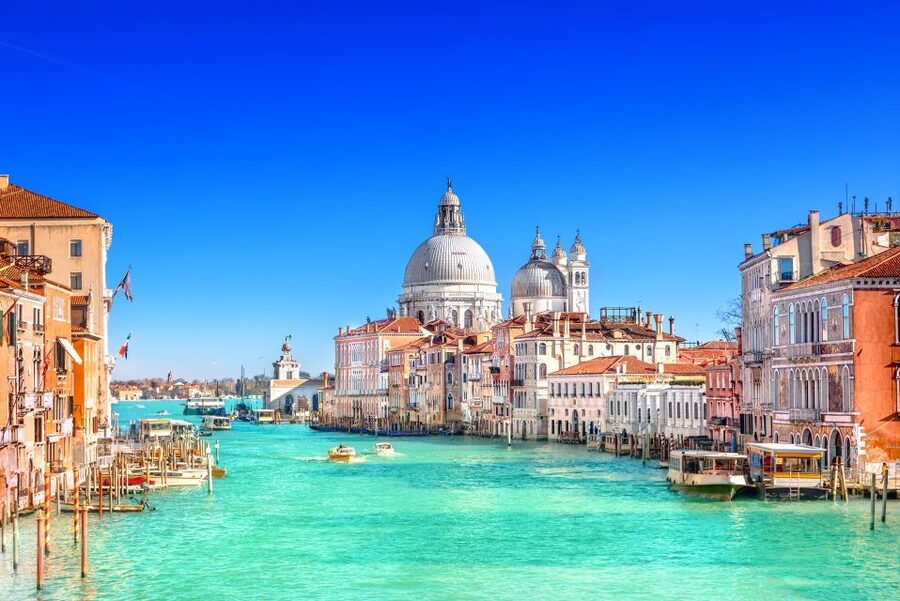 Private Art & Culture Tour in Dorsoduro and Academia, Venice - Church of San Pantalon: the fresco you’ll remember