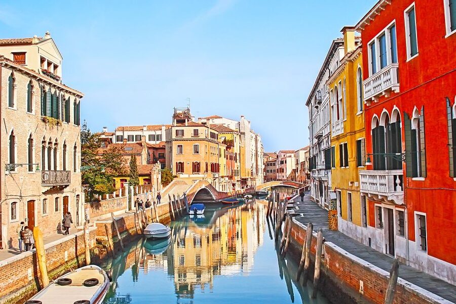 Private Art & Culture Tour in Dorsoduro and Academia, Venice - Price and value: when $210.37 per person makes sense