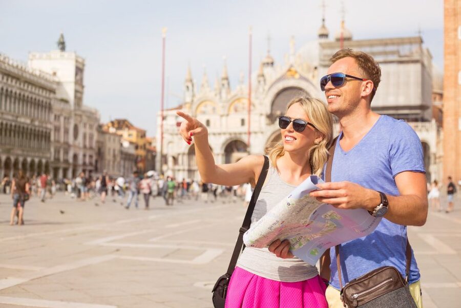 Private Art & Culture Tour in Dorsoduro and Academia, Venice - What the day feels like on the ground