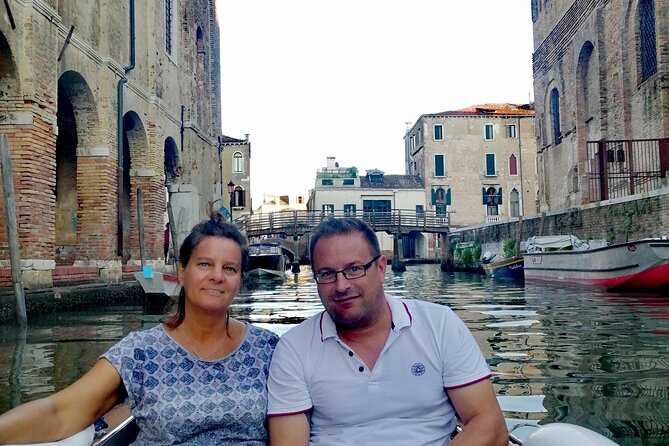 Private Boat Experience: Discover Venice from the Water - Ponte di Rialto drop-off: a convenient landing point for your next move