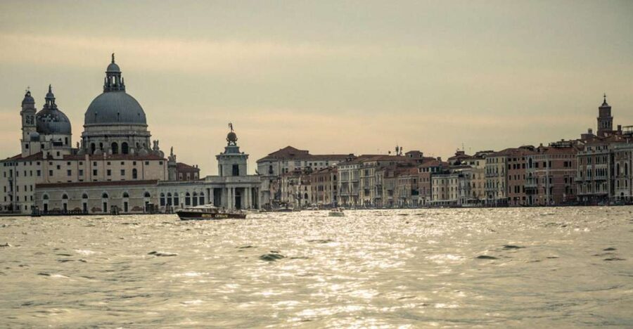 Private Cruise: Venice Viewed by the Water - Price and Value: Is $302.47 Per Person Worth It?