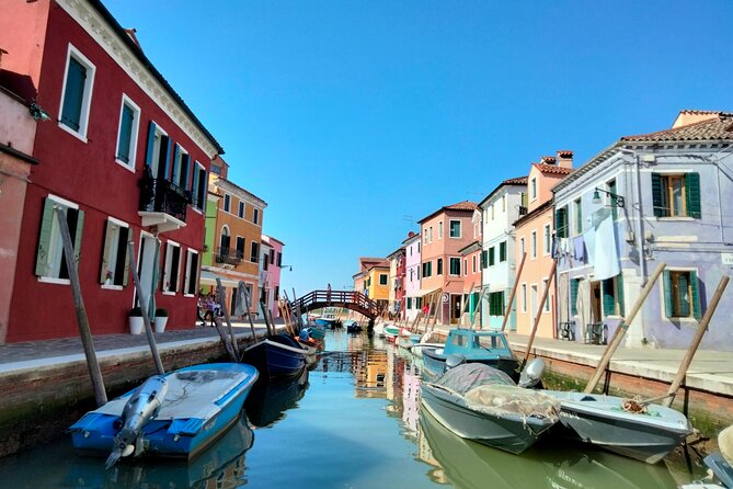 Private Excursion by Typical Venetian Motorboat to Murano, Burano and Torcello - Getting Picked Up and Getting on the Water Smoothly