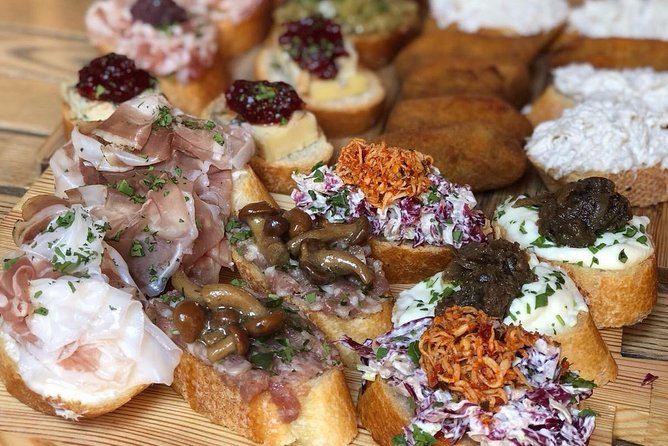 Private Food Tour: Cicheti & Wine - Hotel Pickup and a Private Group That Actually Feels Personal