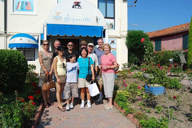 Private Murano and Burano VIP Venice Boat Tour - Murano Glass Factory Time: The Demo Is the Star, the Shop Is the Reality