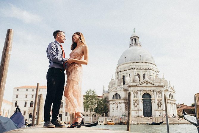 Private Photo Shoot in Venice with Gondola Ride Included - Who Should Book This Gondola Photo Shoot?