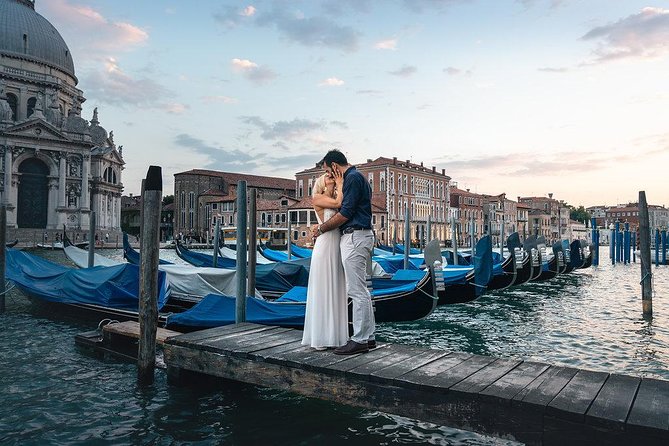 Private Photo Shoot & walking tour - Photo Delivery: What to Expect From Your Portrait Set