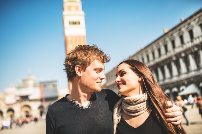 Private Photoshoot on Personal Gondola in Venice - St. Mark’s Basilica and the Doge’s Palace area, fast stops with big impact