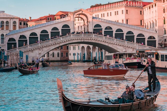 Private Secret Venice Tour; Rialto Market, San Polo & Food and Wine tasting - Mercati di Rialto: Fish, Produce, and the Old System Behind the Scenes