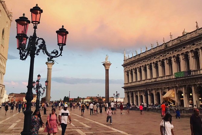 Private Tour of St Mark's Basilica and Doge's Palace - Logistics that actually matter: bags, photos, access fees, and weather