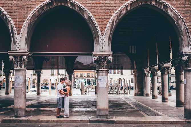 Private Tour: Personal Travel Photographer Tour in Venice - Stop 1: Piazza San Marco, the Photos That Say Venice
