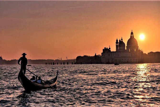 Private Tour: Venice Gondola Ride with Serenade - Santa Maria della Salute: the stop that sells the romance