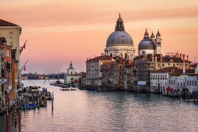 Private Tour: Venice Grand Canal Evening Boat Tour - Ca’ Pesaro and the museum palace moments