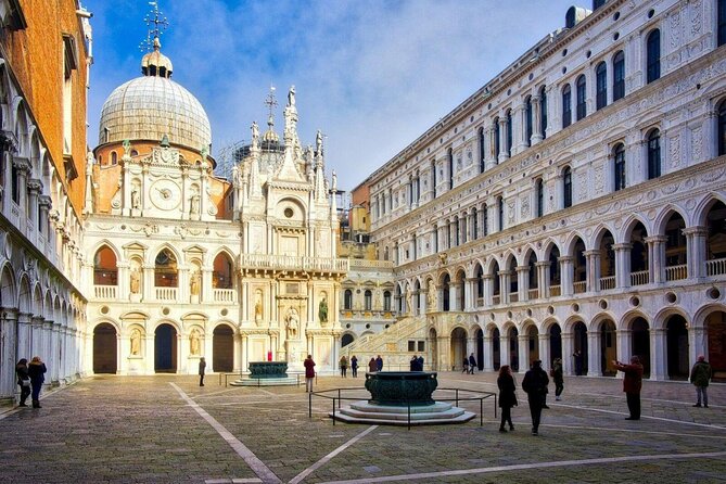 Private Tour: Venice Walk, Gondola, and Private Boat Tour ending on Murano Island with Venetian Lunch and Glass Factory Visit - Lunch on Murano: fresh seafood in a real working setting