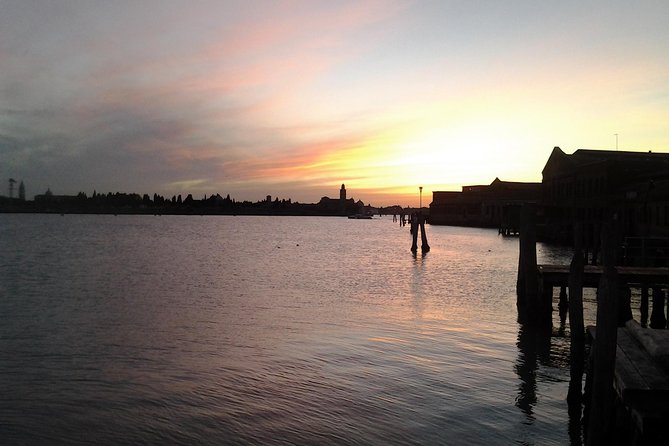 Private Tour: Venice Walk, Gondola, and Private Boat Tour ending on Murano Island with Venetian Lunch and Glass Factory Visit - Artistic Glassworks Colleoni visit, your best chance to watch the craft up close