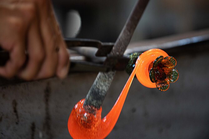 Private Tour: Venice Walk, Gondola, and Private Boat Tour ending on Murano Island with Venetian Lunch and Glass Factory Visit - Price and value: what you’re really paying for at $473 per person