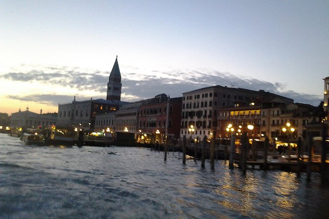 Private Tour: Venice Walk, Gondola, and Private Boat Tour ending on Murano Island with Venetian Lunch and Glass Factory Visit - Who this tour suits best, and who should look elsewhere