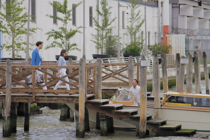 Private Transfer from Venice Airport to Venice - A Real-World Consideration: Luggage Help Has Limits
