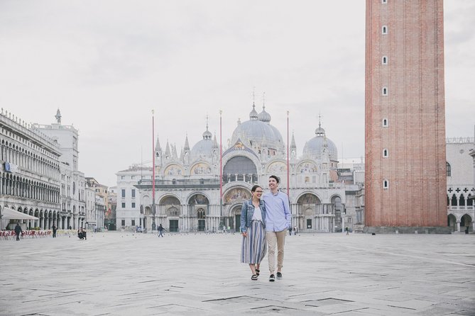 Private Vacation Photography Session with Local Photographer in Venice - Venice Portraits Without the Selfie Hassle