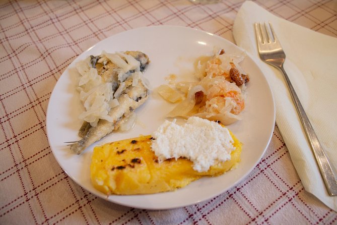 Private Venice Cooking Class and Market Tour with Fun Local Laura - The 20-minute walk that turns the day from food into a neighborhood story