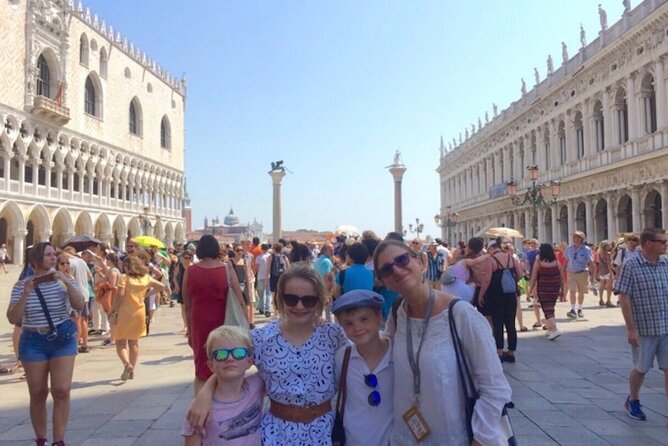 Private Venice Family Tour with Saint Mark’s & Doge’s Palace - Family-Friendly Touches: Booklet, Prizes, and Guides Who Adapt