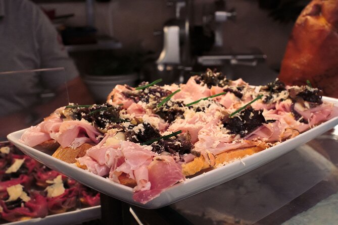 Private Venice Food Tour with Rialto Market Visit - Cicchetti starts at Alla Fonda (and why that matters)