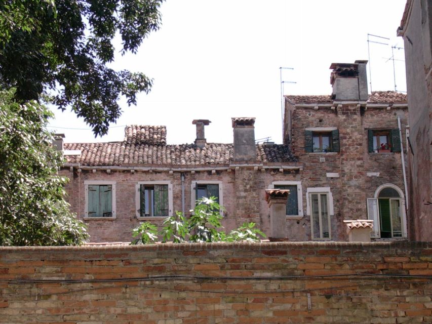 Private Venice Walking Tour and Gondola Ride - Palazzo Contarini del Bovolo: The Snail-Shell Staircase You Can See From Outside