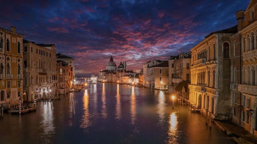 Punta Sabbioni: Venice By Night and Sunset Panoramic Cruise - Venice by night in San Marco: how to spend your 1.5 hours well