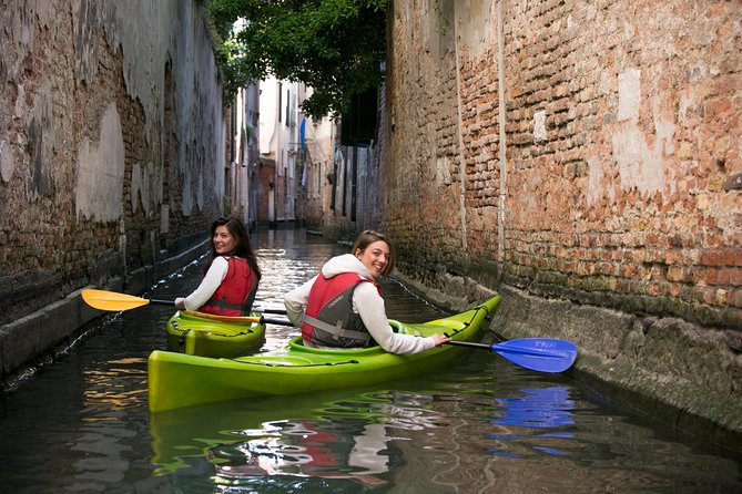 Real Venetian Kayak - Tour of Venice Canals with a Local Guide - Key Highlights You Will Feel on the Water