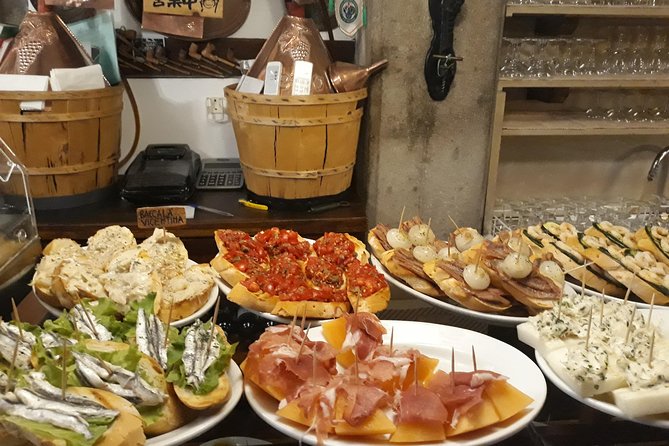 Rialto Market Food and Wine Lunchtime Tour of Venice - Ponte di Rialto and Quick Grand Canal Views That Help You Orient