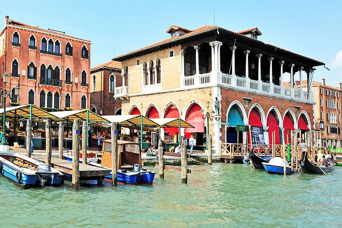Rialto Market Food Tour: Wine Tasting and Sightseeing in Venice - Price and Value: $118.27 for 4 Hours of Food and Drinks
