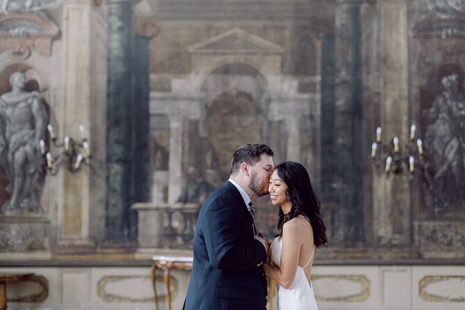Romantic Photoshoot in Venice - Rialto Bridge Portraits: How to Get the Icon Without the Frustration