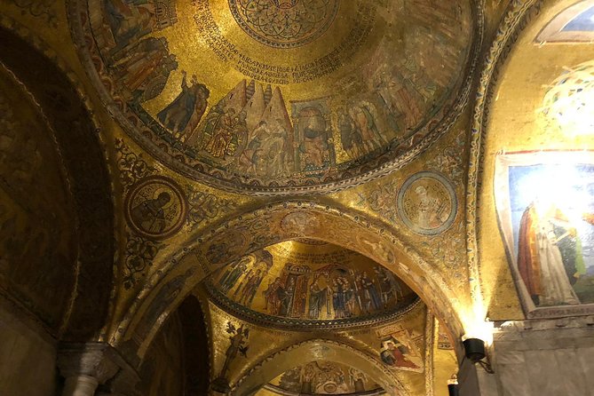 Saint Mark's VIP Night Tour: Exclusive Access Small Group Tour - Pala d’Oro close-up, the kind of view day tickets often won’t offer