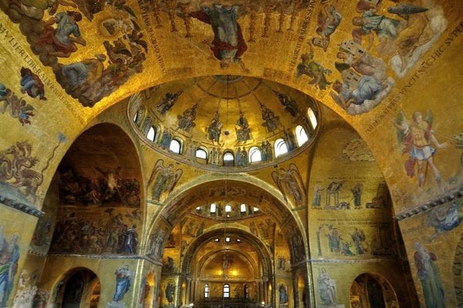 Saint Mark's VIP Night Tour: Exclusive Access Small Group Tour - The six-person VIP group size, why it changes how you experience it
