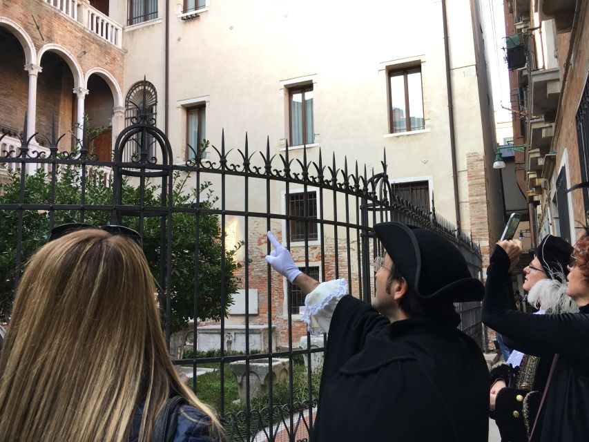 Secrets of Venice Carnival and Life of Casanova Tour - Timing, Group Size, and How to Hear the Guide
