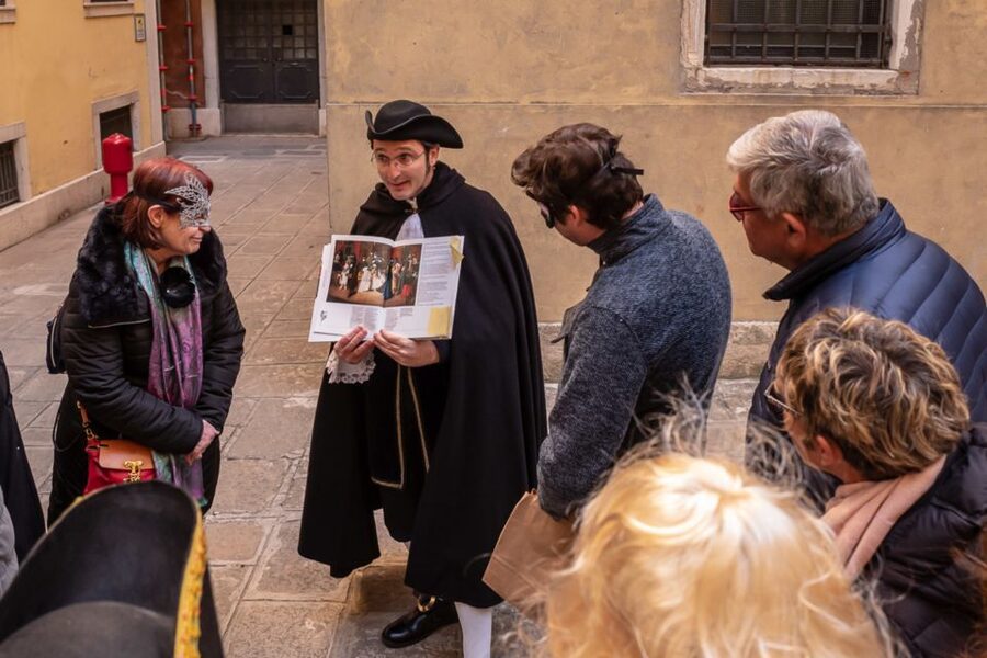 Secrets of Venice Carnival and Life of Casanova Tour - 17th-Century Costumes and Grand Ball Glam