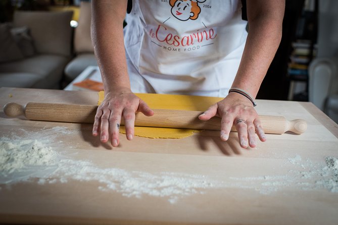 Share Your Pasta Love in a Local’s Home in Venice - Wine, Coffee, and the Table Moment That Makes It Feel Venetian