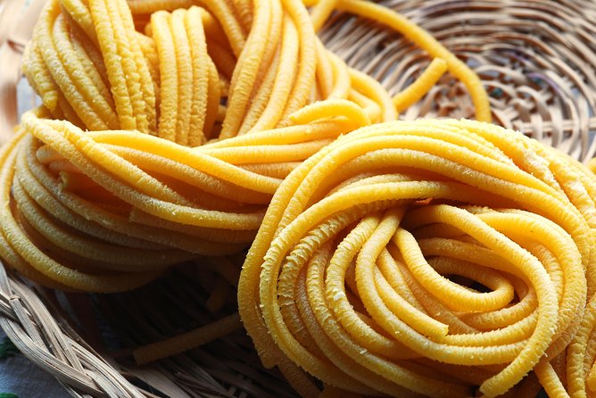 Share Your Pasta Love in a Local’s Home in Venice - Small Group Size: More Attention, Less Waiting