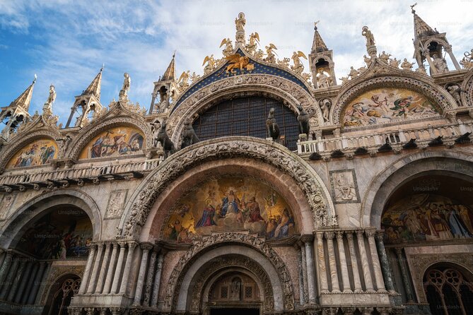 Skip the Line St Mark’s Basilica and Doge’s Palace Exclusive Tour - Your Guide Matters, and Venice Has a Cast of Characters
