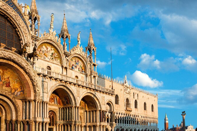 Skip the Line St. Mark's Basilica Tour - Logistics that can affect your experience (crowds, group size, timing)
