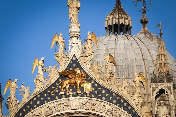Skip the Line Venice Doge's Palace and St. Mark's Basilica Tour - Doge’s Palace: Gothic power base, art rooms, and the prison story thread