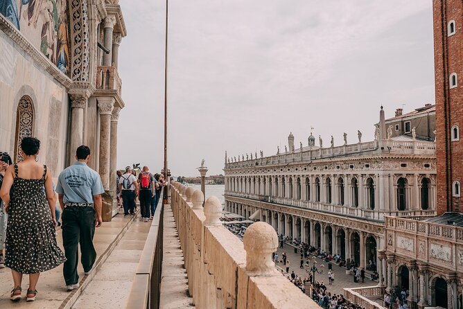 Small-group Saint Mark’s Basilica Priority Access - The Mosaics and Byzantine Details You’ll Enjoy More With a Guide
