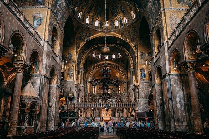 Small-group Saint Mark’s Basilica Priority Access - Terrace, Upper Floors, and the Reality of Access