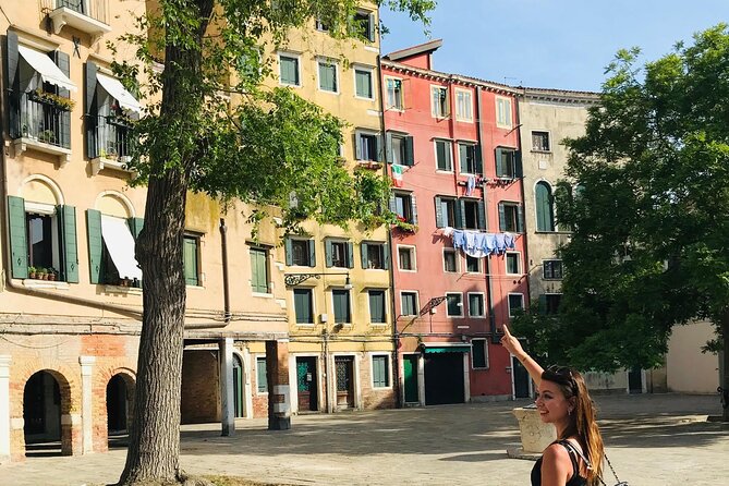 Small-Group Walking Tour of the Jewish Ghetto in Venice - Stop by stop: what you will actually do and see