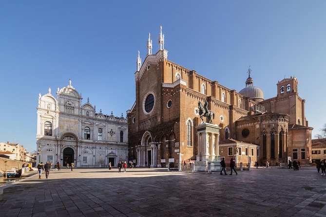 St. Mark's Basilica & Doge Palace + Murano, Burano Guided Tour - Doge’s Palace skip-the-line, plus Bridge of Sighs and Prisons