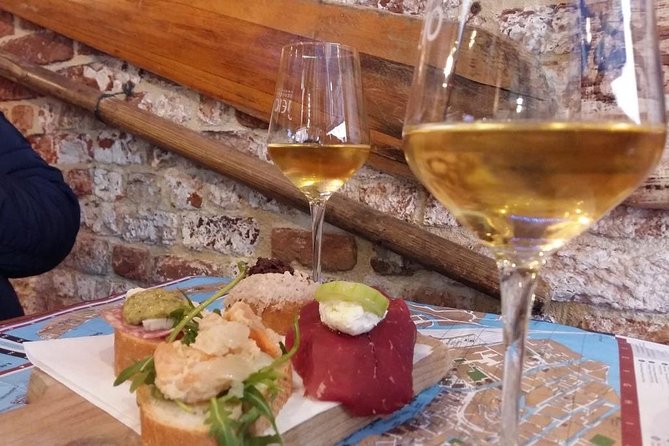 Tapas & Wines through secret Venice - A Venice Wine Tour That Feels Like Cichetti, Not Performance
