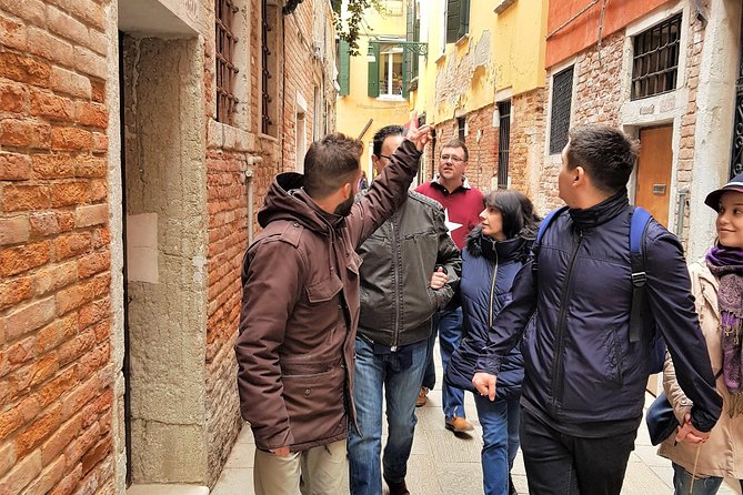 Tapas & Wines through secret Venice - Campo Santa Margherita: Where Locals Sip, Chat, and Do Not Rush